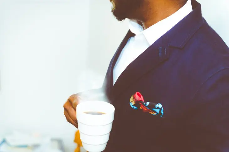 Choisir une tenue de travail
