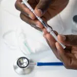 Des injections pour élargir le pénis